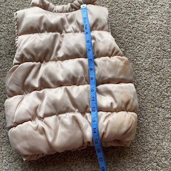 Gymboree puffer vest toddler size 4 (XS) - Picture 9 of 10